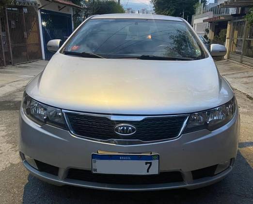 KIA CERATO 1.6 SX3 16V GASOLINA 4P AUTOMÁTICO